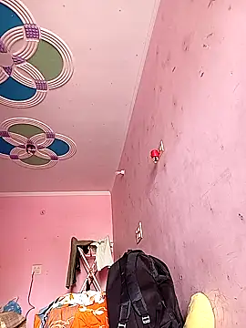 Snapshot of amitkumarkangra chatting on October 27, 6:17 am amitkumarkangra online show from October 27, 6:17 am