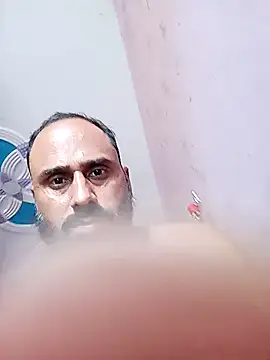 Snapshot of amitkumarkangra chatting on October 29, 7:43 am amitkumarkangra online show from October 29, 7:43 am