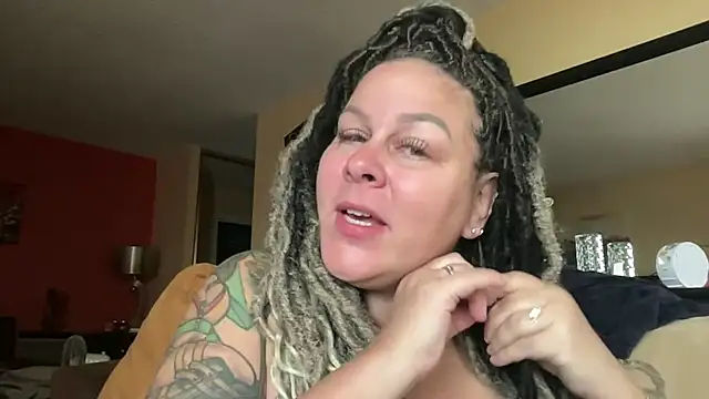 number1slut online show from May 18, 12:00 pm