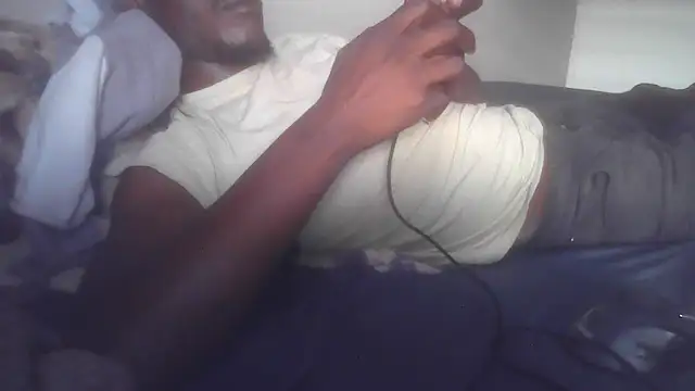 cuminsidebby online show from February 9, 4:22 pm