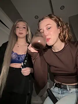 Snapshot of yourfavpsy_ chatting on January 15, 1:59 pm yourfavpsy online show from January 15, 1:59 pm