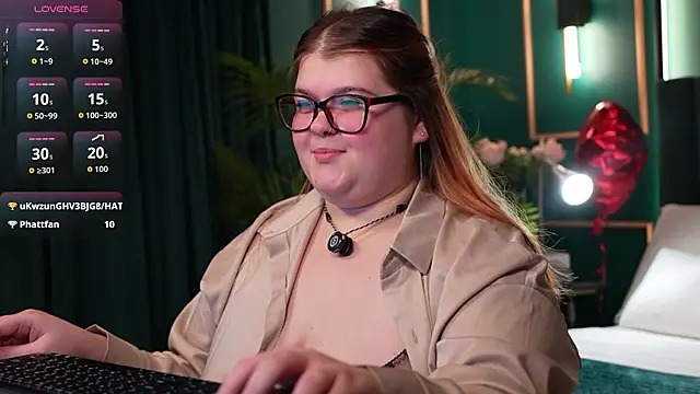 Mia Ray online show from February 10, 5:39 pm