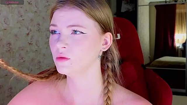 Snapshot of Jenny_Skinner20 chatting on June 26, 6:12 pm Jenny Skinner20 online show from June 26, 6:12 pm