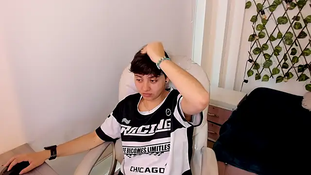 Nathaly ds online show from November 18, 7:40 pm