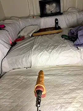 Ozge-SluttyScream69 online show from December 1, 11:10 pm