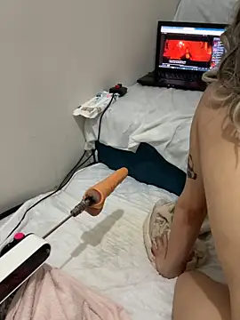 Ozge-SluttyScream69 online show from March 30, 10:00 pm