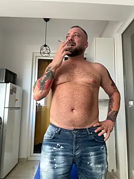 Snapshot of DavidMaros chatting on September 16, 12:39 pm DavidMaros online show from September 16, 12:39 pm