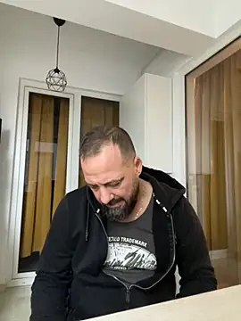 Snapshot of DavidMaros chatting on October 16, 5:30 am DavidMaros online show from October 16, 5:30 am