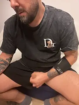 Snapshot of DavidMaros chatting on October 27, 5:11 am DavidMaros online show from October 27, 5:11 am