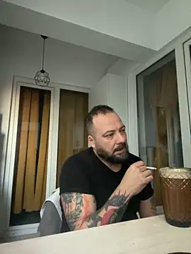 Snapshot of DavidMaros chatting on October 31, 5:08 am DavidMaros online show from October 31, 5:08 am