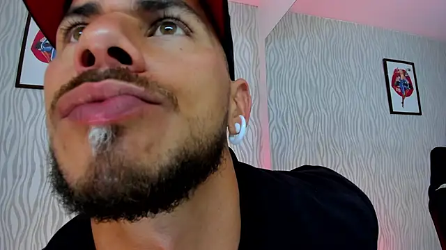 dylan jacobx online show from November 15, 3:15 am