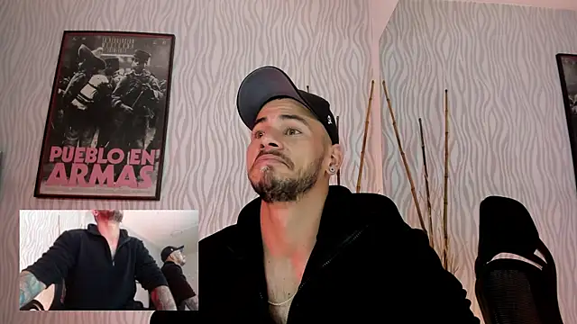 Snapshot of dylan_jacobx chatting on January 6, 3:21 am dylan jacobx online show from January 6, 3:21 am