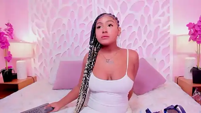 Emmadancer online show from February 6, 8:12 pm