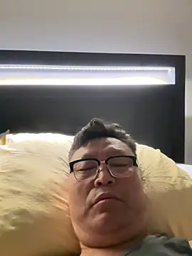 Snapshot of tashaninlife chatting on March 17, 1:10 am tashaninlife online show from March 17, 1:10 am