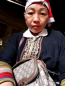 Exembin online show from October 15, 6:24 am