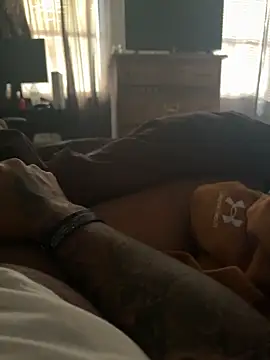 tyrek5051 online show from February 12, 3:18 pm