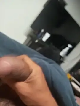 Snapshot of Pauzudopika chatting on October 18, 3:31 am Pauzudopika online show from October 18, 3:31 am