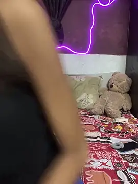 Snapshot of Desire_Zoya chatting on November 12, 7:03 pm Desire Zoya online show from November 12, 7:03 pm