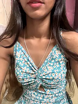 Snapshot of Desire_Zoya chatting on November 21, 8:51 pm Desire Zoya online show from November 21, 8:51 pm