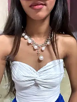 Snapshot of Desire_Zoya chatting on January 8, 3:25 pm Desire Zoya online show from January 8, 3:25 pm