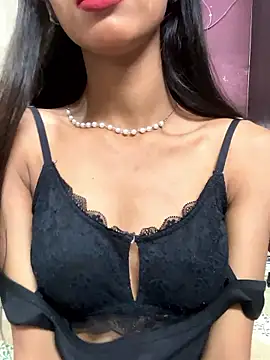 Snapshot of Desire_Zoya chatting on January 11, 4:01 pm Desire Zoya online show from January 11, 4:01 pm