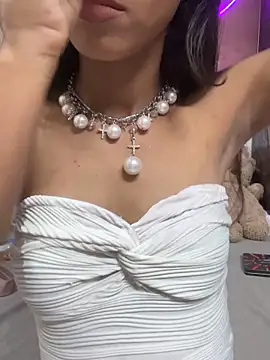 Snapshot of Desire_Zoya chatting on February 10, 3:49 pm Desire Zoya online show from February 10, 3:49 pm