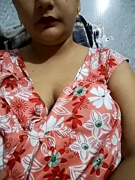 Snapshot of Anushka14321 chatting on November 2, 7:05 pm Anushka14321 online show from November 2, 7:05 pm