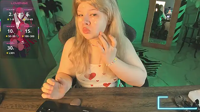 LilithNelson online show from December 20, 5:47 am