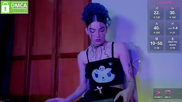 Snapshot of Bluedarkelf888 chatting on September 18, 6:10 pm Bluedarkelf888 online show from September 18, 6:10 pm