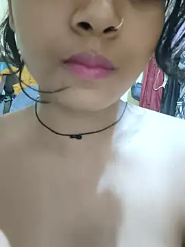RAYI Queen 2 online show from May 5, 8:39 pm