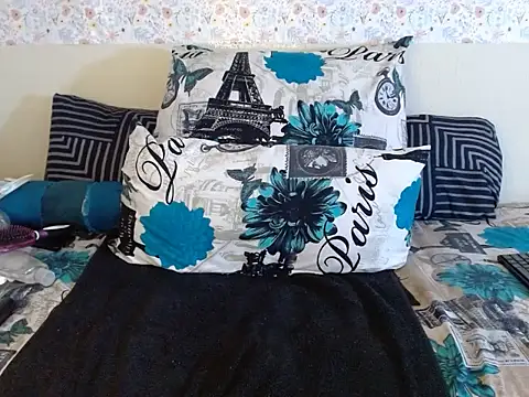 AfricanDoll15 online show from October 3, 8:28 pm