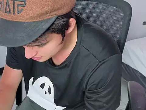 invincible200 online show from October 31, 1:56 pm