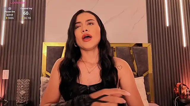 ScarletTorres online show from May 8, 6:35 pm