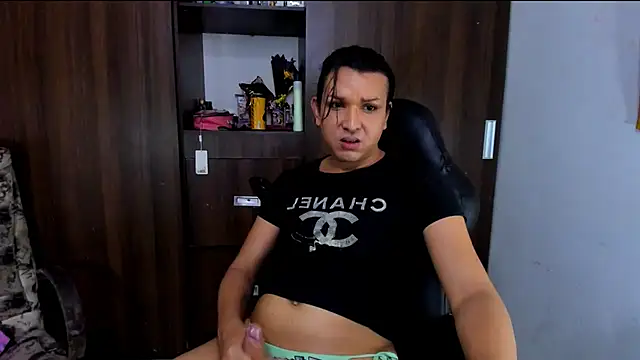 miss bigcockts online show from November 14, 1:21 pm