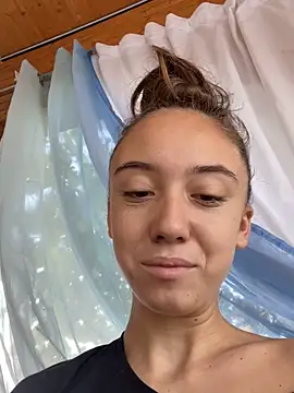 Snapshot of CristinaSww chatting on October 19, 11:55 am CristinaSww online show from October 19, 11:55 am