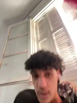 Snapshot of BbbAlilo chatting on April 5, 12:46 pm BbbAlilo online show from April 5, 12:46 pm