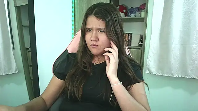 Oliviawatson1 online show from October 9, 2:09 am