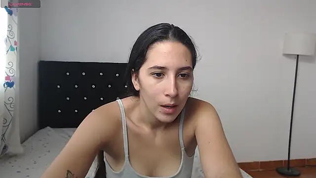 Snapshot of lilacream chatting on October 31, 3:02 pm lilacream online show from October 31, 3:02 pm