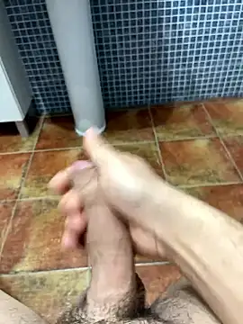 Pollon1994 online show from February 18, 11:22 pm