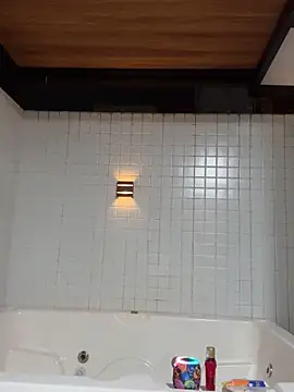 Snapshot of rayssabjj chatting on September 18, 2:13 am rayssabjj online show from September 18, 2:13 am