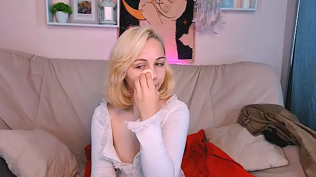 Charlotte Colinss online show from October 3, 5:04 am