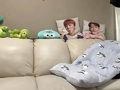 chaco  online show from March 25, 3:01 am