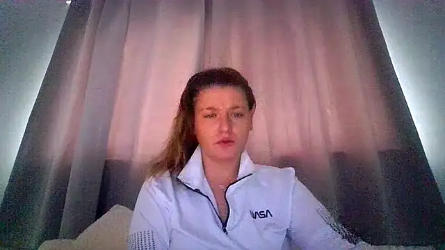 RUBY-ROSE-SWINGS online show from October 29, 12:18 pm