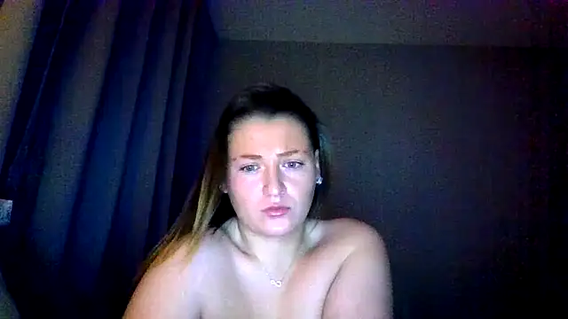 RUBY-ROSE-SWINGS online show from November 22, 5:06 am