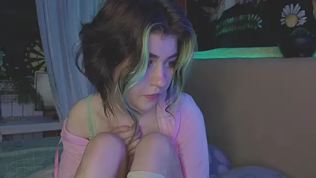 Snapshot of Miko_Meow chatting on July 2, 6:25 pm Miko Meow online show from July 2, 6:25 pm