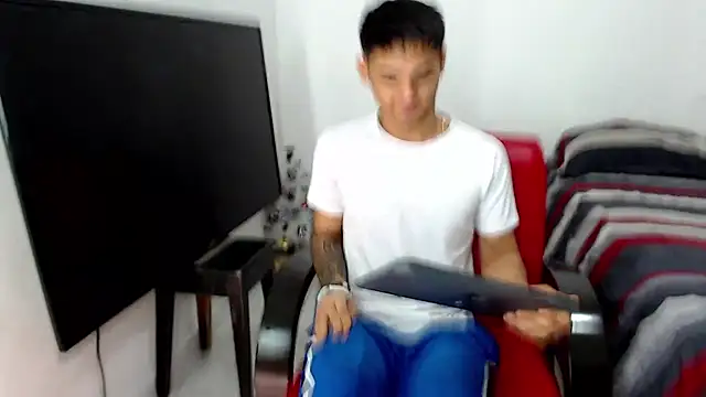 Alex mojica online show from December 20, 6:09 am