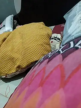 Mumuska online show from November 3, 5:25 pm