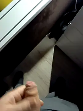 Mumuska online show from December 2, 11:00 pm