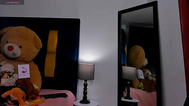 Snapshot of Evan_Storn chatting on November 8, 4:01 am Evan Storn online show from November 8, 4:01 am