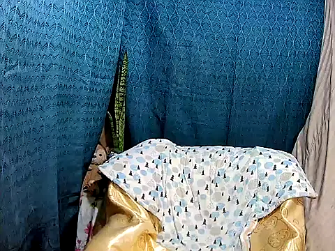 FlowerSexy online show from September 30, 11:15 am